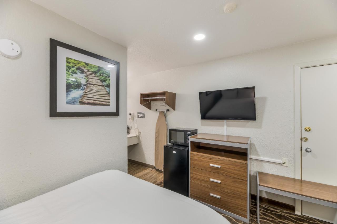 Rodeway Inn Carlsbad Caverns Area מראה חיצוני תמונה
