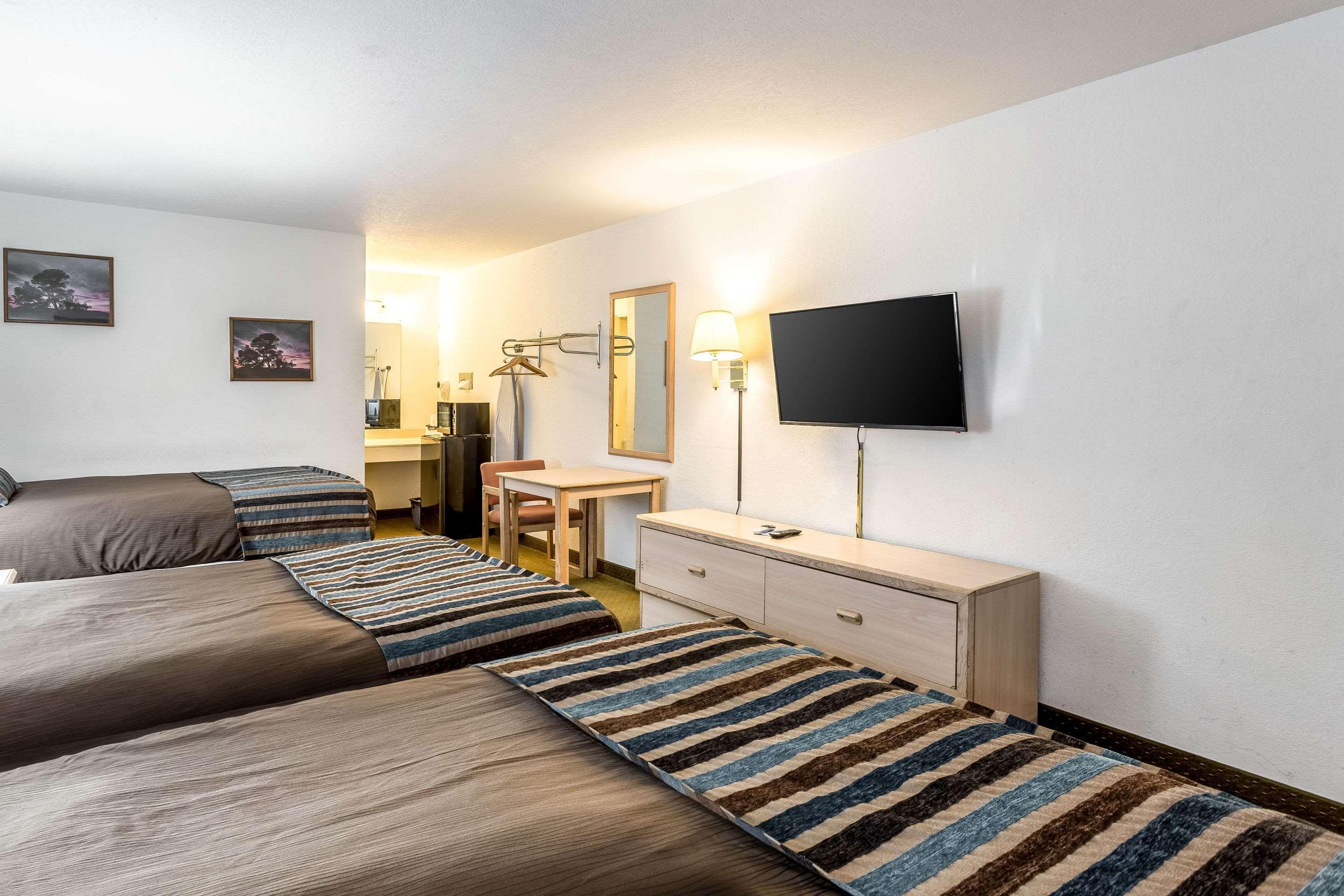 Rodeway Inn Carlsbad Caverns Area מראה חיצוני תמונה