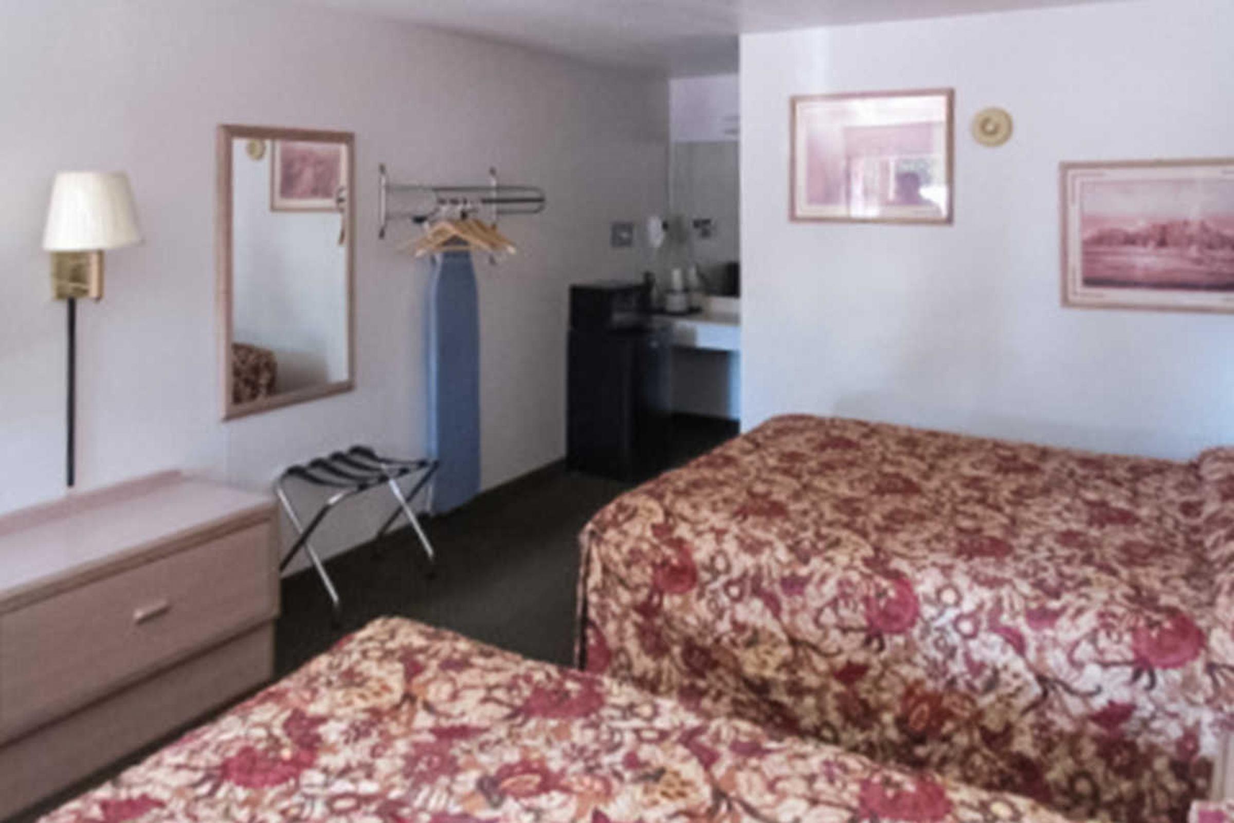 Rodeway Inn Carlsbad Caverns Area מראה חיצוני תמונה