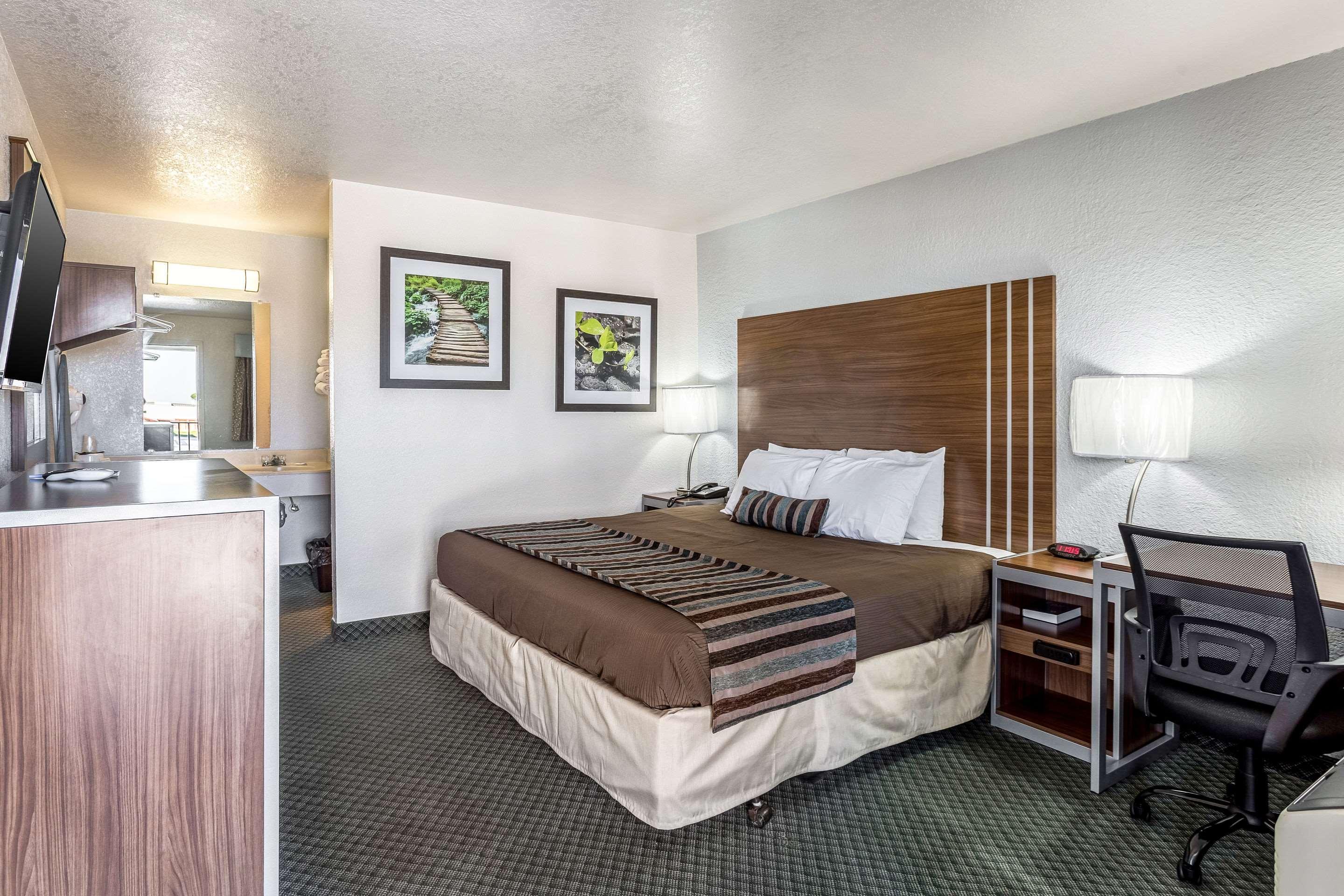 Rodeway Inn Carlsbad Caverns Area מראה חיצוני תמונה